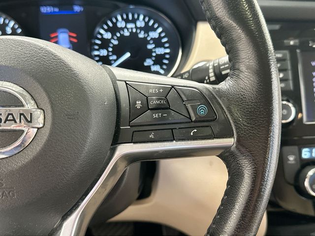 2018 Nissan Rogue SL White at Audi Porsche Sewickley