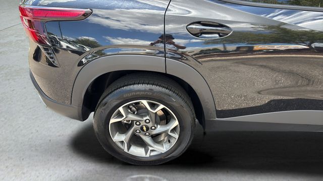 Used 2025 Black Chevrolet LT image 34