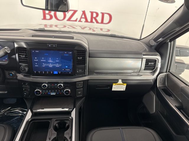 2025 Star White Metallic Tri-Coat Ford Super Duty F-350 SRW Platinum 4X4 Truck