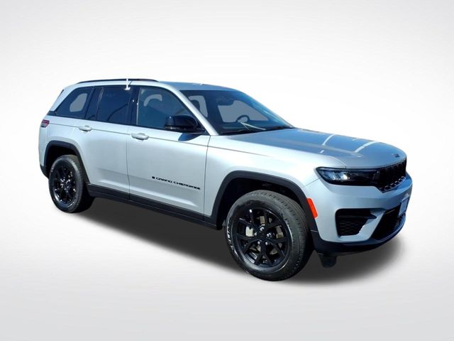 Silver Zynith 2025 Jeep Grand Cherokee SUV / Crossover Four-Wheel Drive 8-Speed Automatic
