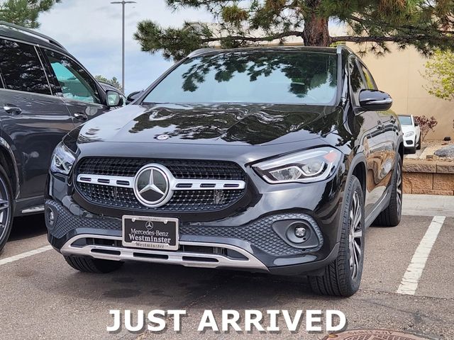 Night Black 2023 Mercedes-Benz GLA 250 4MATIC SUV / Crossover All-Wheel Drive 8-Speed Dual Clutch