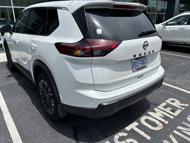 Used 2026 White Nissan Dark Armor image 8