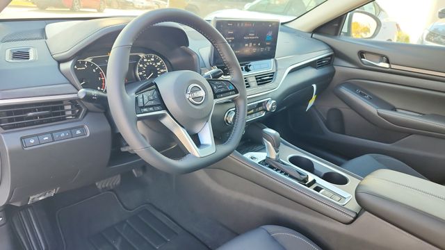 2025 Nissan Altima