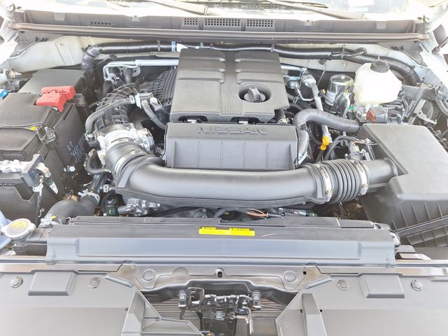 New 2026 White Nissan PRO-X image 21