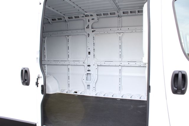 2023 Ram ProMaster 3500 High Roof 8