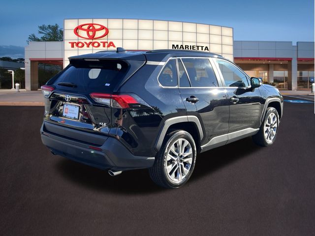 2023 Toyota RAV4 XLE Premium 30