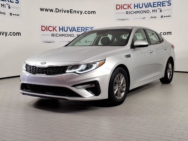 Sparkling Silver 2020 Kia Optima LX FWD Sedan Front-Wheel Drive 6-Speed Automatic