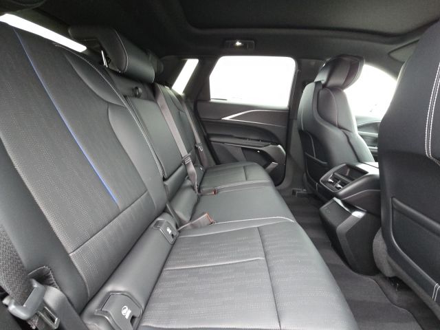 2024 Cadillac LYRIQ Luxury:C02520