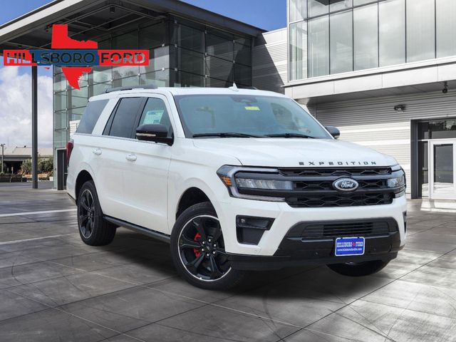 2024 Star White Metallic Tri-Coat Ford Expedition Limited RWD SUV