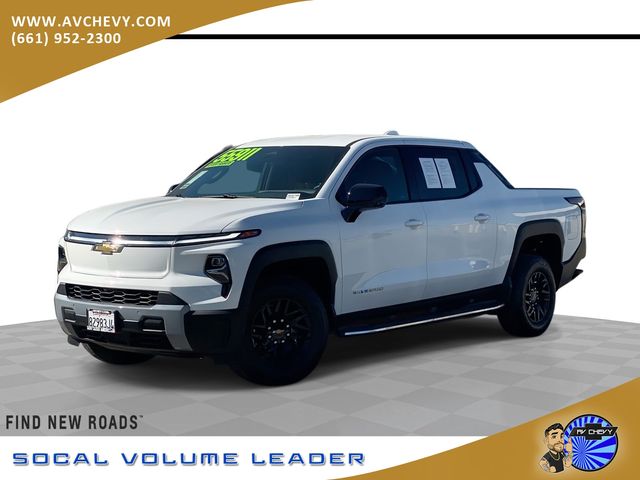 Summit White 2026 Chevrolet Silverado EV LT Crew Cab (Standard Range) e4WD Pickup Truck All-Wheel Drive 1-Speed Automatic