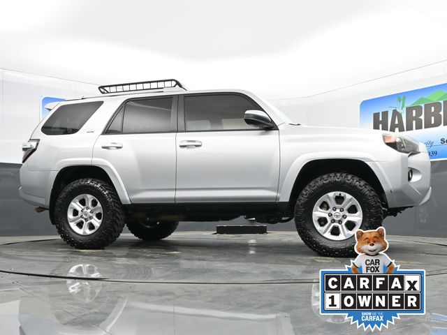2017 Toyota 4Runner SR5 photo