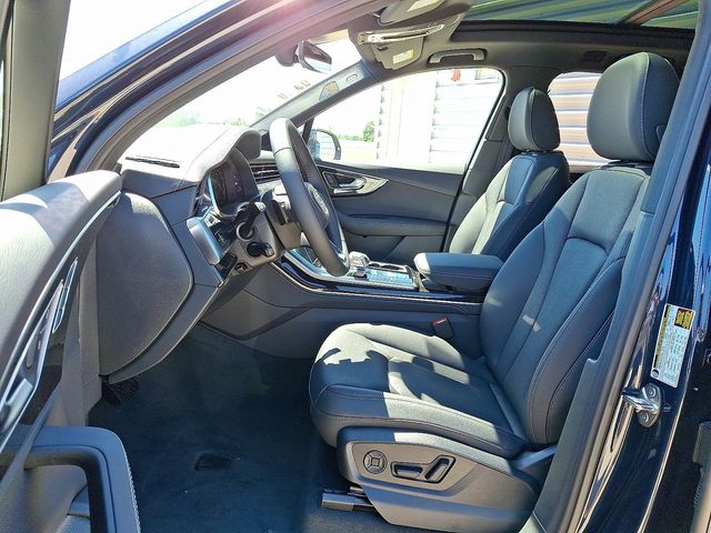 2025 Audi Q7 Premium Plus - Photo 13