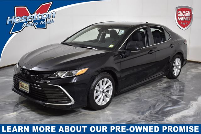 2024 Toyota Camry LE FWD