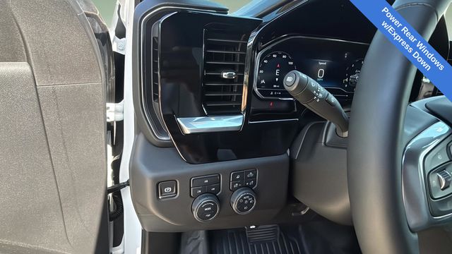 Used 2025 White Chevrolet LT image 22