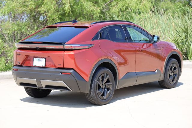 2026 Toyota C-HR SE AWD - 7