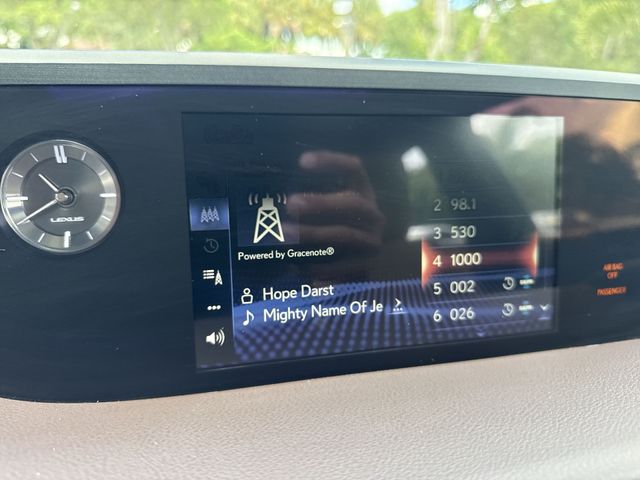 2021 Lexus ES - $33,498