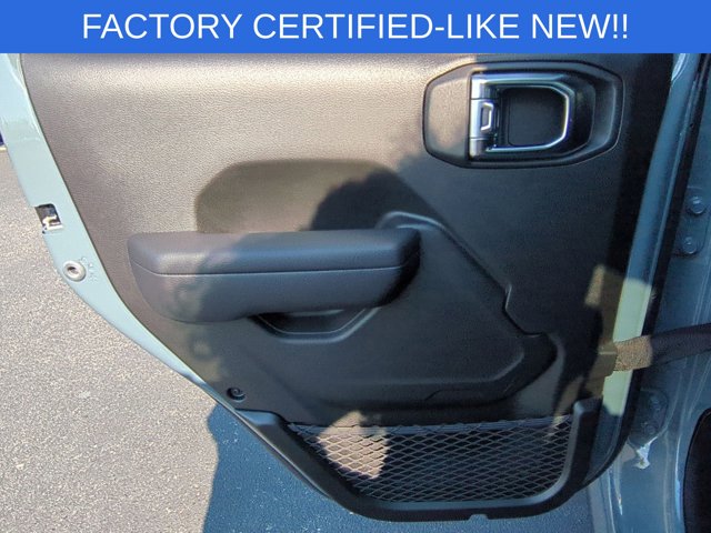 Used 2025 Gray Jeep Rubicon image 25