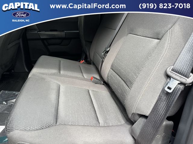 Used 2024 Black Ford XLT image 18