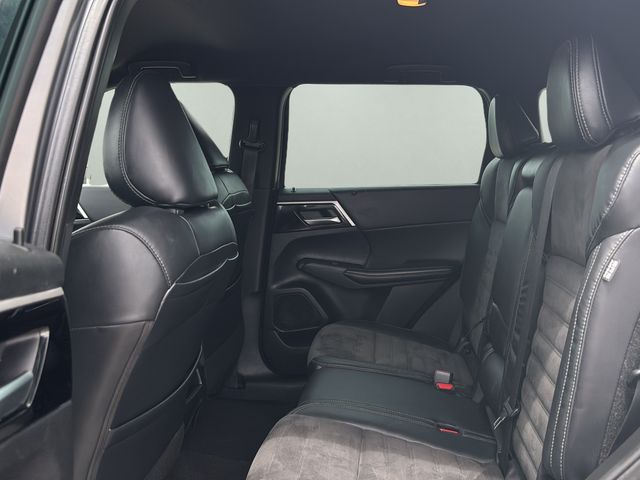 Used 2023 Mitsubishi Outlander SUV
