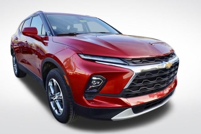 Radiant Red Tintcoat 2023 Chevrolet Blazer 2LT FWD SUV / Crossover Front-Wheel Drive 9-Speed Automatic Overdrive