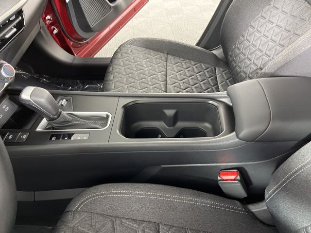 2025 Scarlet Ember Tintcoat/Super Black Nissan Kicks SV FWD SUV