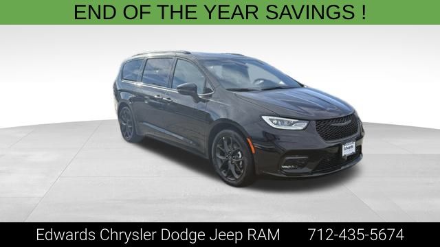 2026 Chrysler Pacifica Select FWD