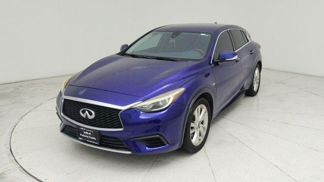 2017 INFINITI QX30 Base