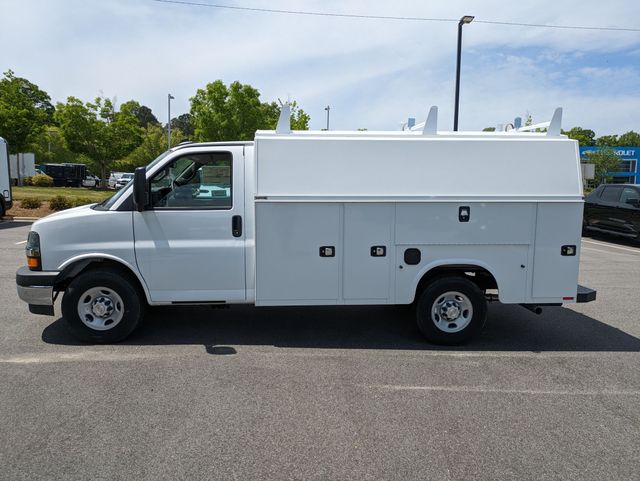 2024 Chevrolet Express 3500 Work Van photo