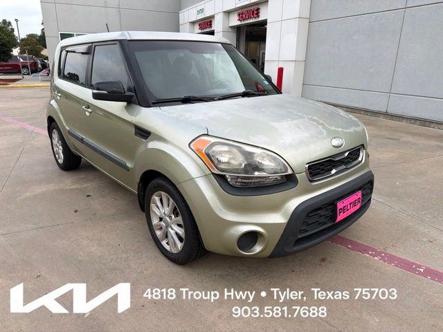  2013 Kia Soul +   