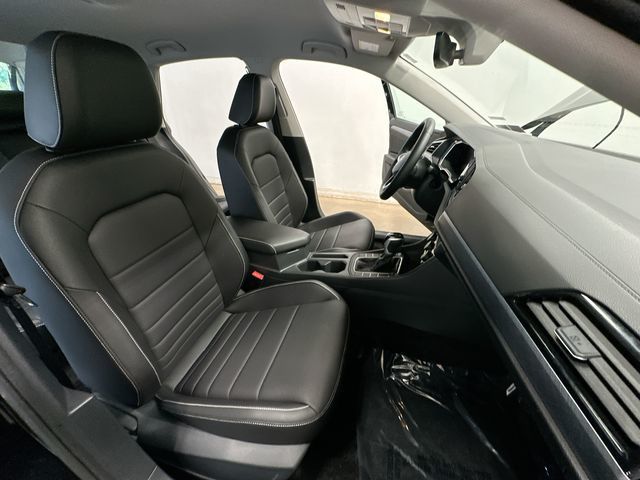 2024 Volkswagen Jetta 1.5T SE  at Sutliff Volkswagen