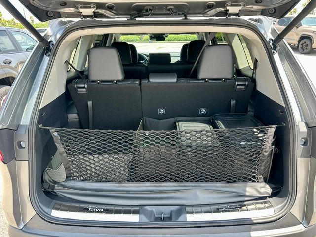 2026 Toyota Grand Highlander Limited - 11