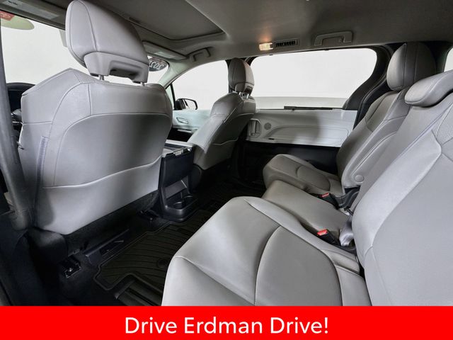 Used 2025 Toyota Sienna Van