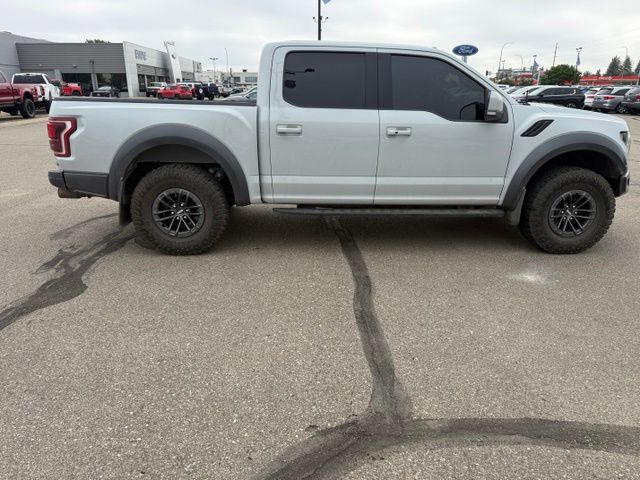 2017 Avalanche Ford F-150 Raptor 4X4 Truck