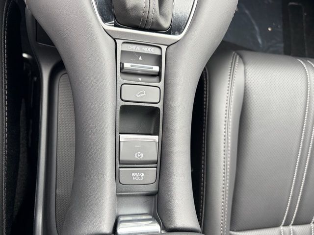 new 2026 Honda HR-V car, priced at $32,227