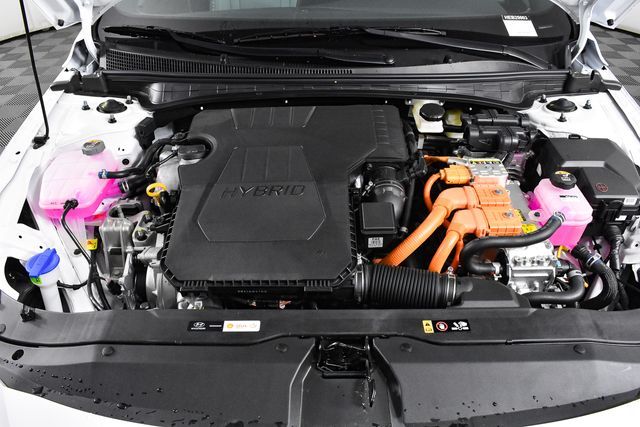 Elantra Hybrid Limited