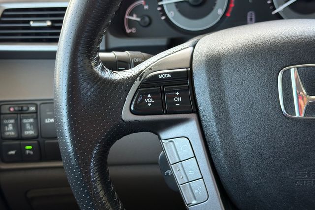 Used 2014 Honda Odyssey Van
