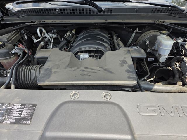 Used 2020 Black GMC SLT image 39