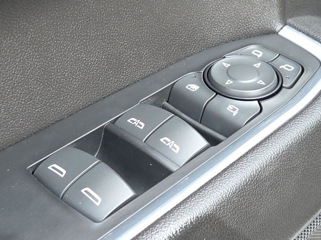 Used 2022 Silver GMC SLT image 19