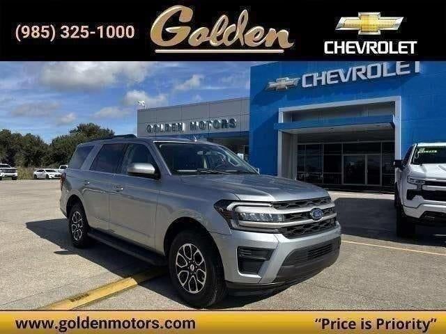 Silver Metallic 2024 Ford Expedition SUV / Crossover Four-Wheel Drive Automatic
