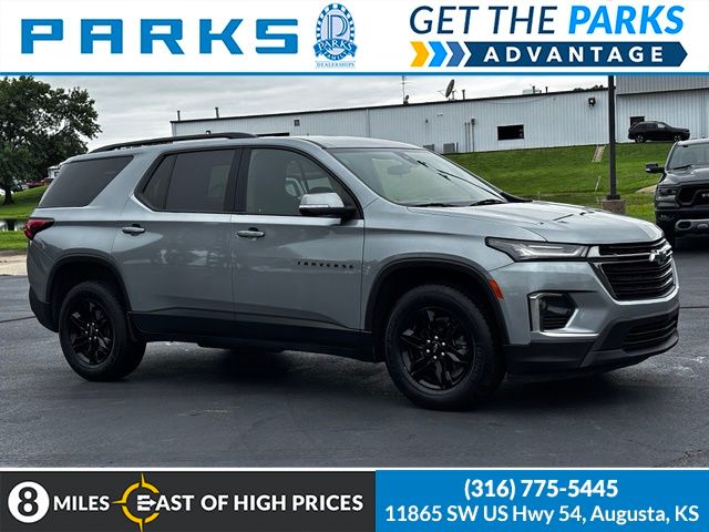 Sterling Gray Metallic 2023 Chevrolet Traverse SUV / Crossover Front-Wheel Drive 9-Speed Automatic