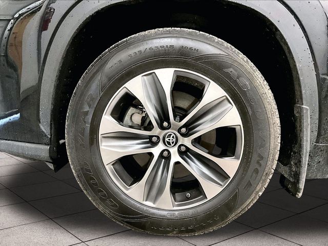 2022 Toyota Highlander XLE Black at Auto Express Mitsubishi