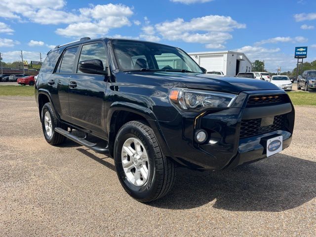 2020 Toyota 4Runner SR5 4WD