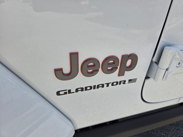 New 2026 White/off-white Jeep Mojave image 5