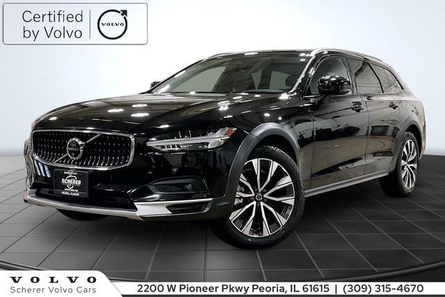 2024 Volvo V90 Cross Country B6 Plus AWD