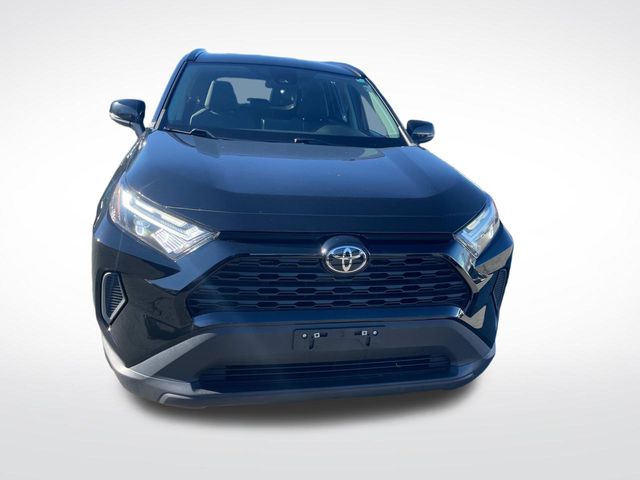 2022 Toyota RAV4 XLE 11