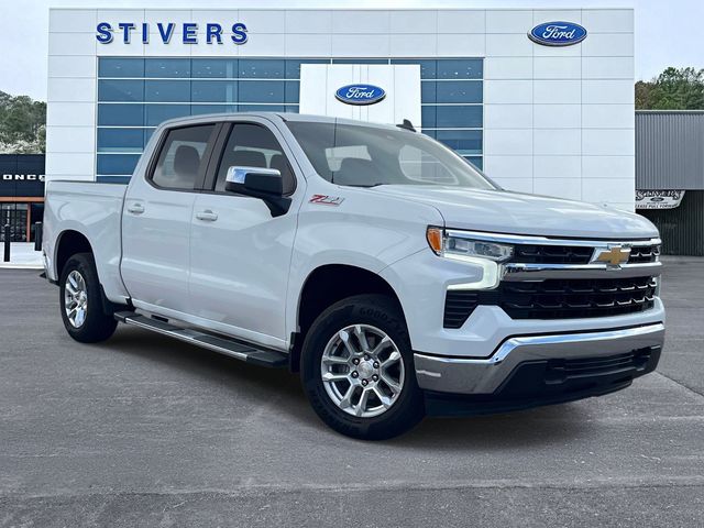 2022 Chevrolet Silverado 1500 LT Crew Cab 4WD