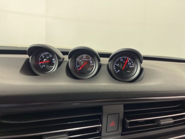 2025 Pearl White Tricoat/Super Black Nissan Z NISMO RWD Coupe