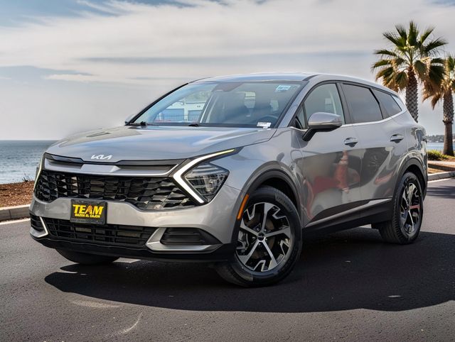 2024 Kia Sportage EX FWD