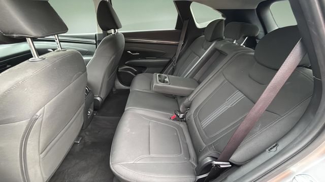 Used 2024 Silver Hyundai SEL image 19