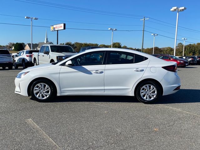 2020 Hyundai Elantra SE 2